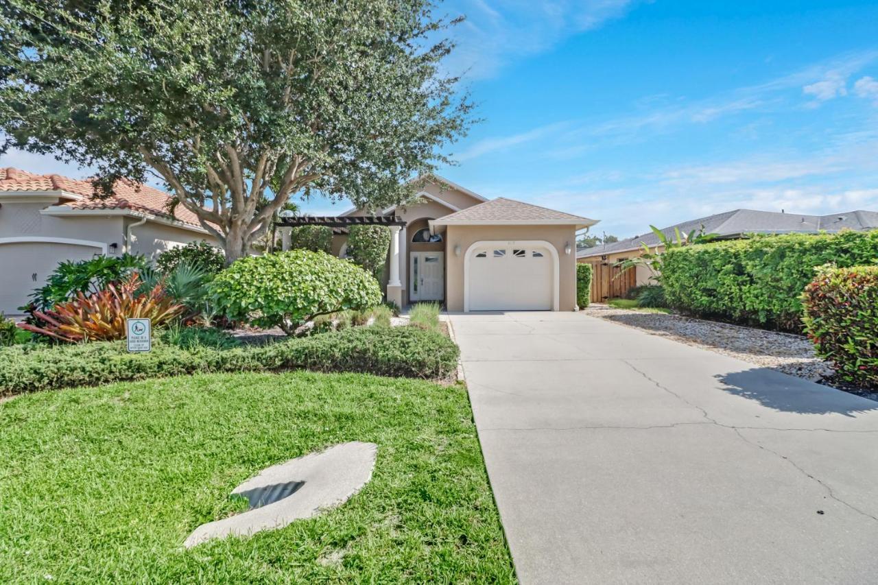 North Naples Cozy Beach House - 5 Minutes From Vanderbilt Beach מראה חיצוני תמונה